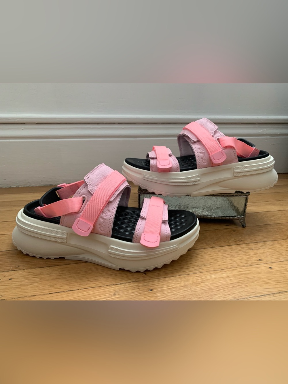 NWOB Converse Run Star Utility CX Pink Hi Rubber Wedge Slingback Sandals W8/M7